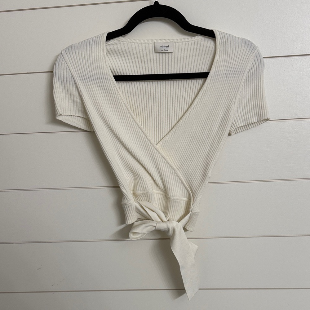 Aritzia | Cream All Wrapped Up Knit Top Sz S